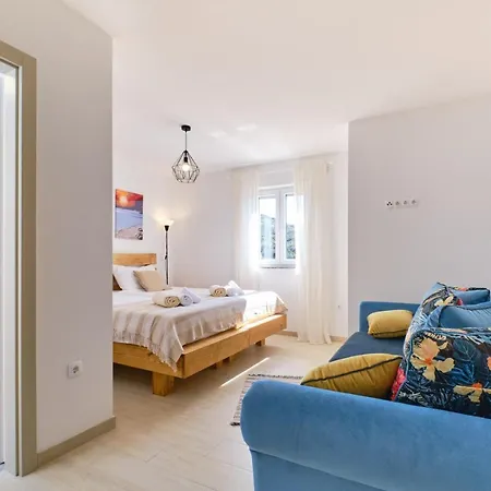 Villa Meacres Sea *