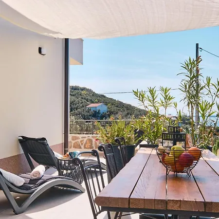 Meacres Sea Villa