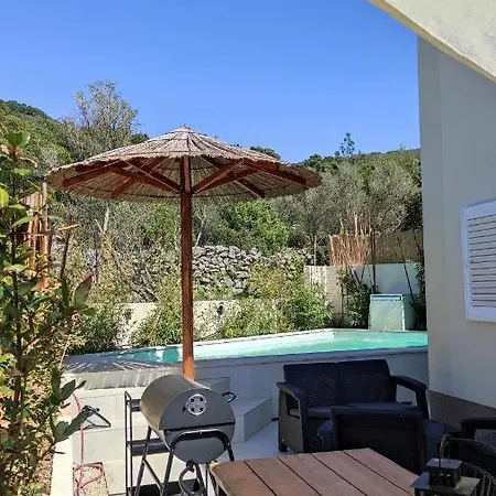Meacres Sea Villa Miholascica
