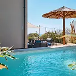 Meacres Sea Villa *